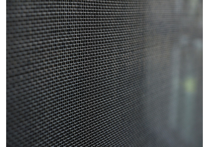 Moustiquaire de fenêtre enroulable verticale sur mesure Saga