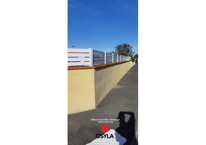 Clôture PVC brise vue Tyrel 020