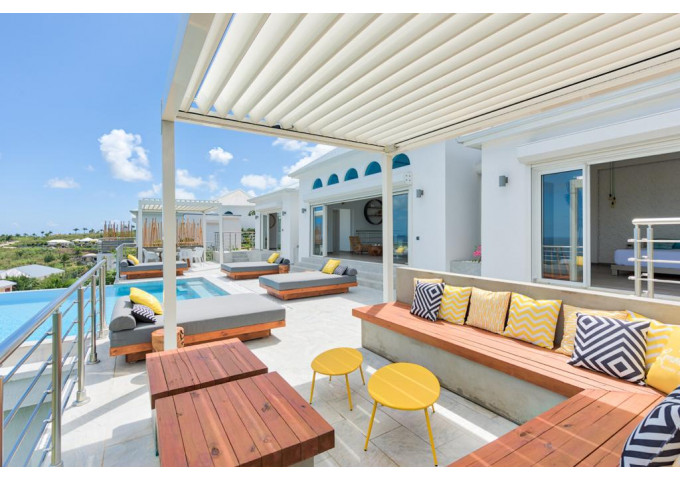 Pergola bioclimatique Inula adossée sur-mesure