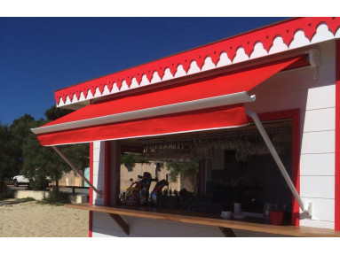 Store à bras droit 90° avec coffre