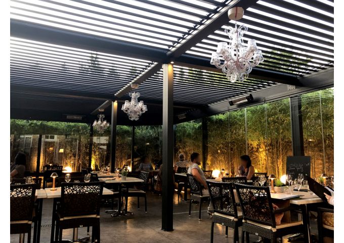 Pergola bioclimatique Jasmin îlot 4 pieds sur-mesure