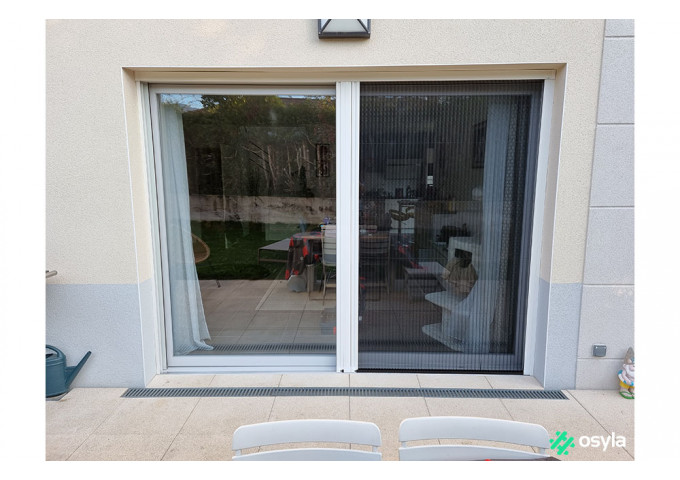 Moustiquaire latérale plissée 2 vantaux pour porte sur mesure
