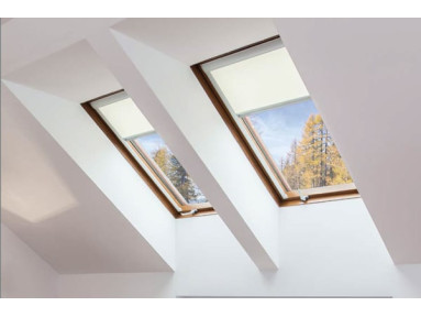 Store enrouleur de plafond sous-toiture Cléa toile occultante Face to face