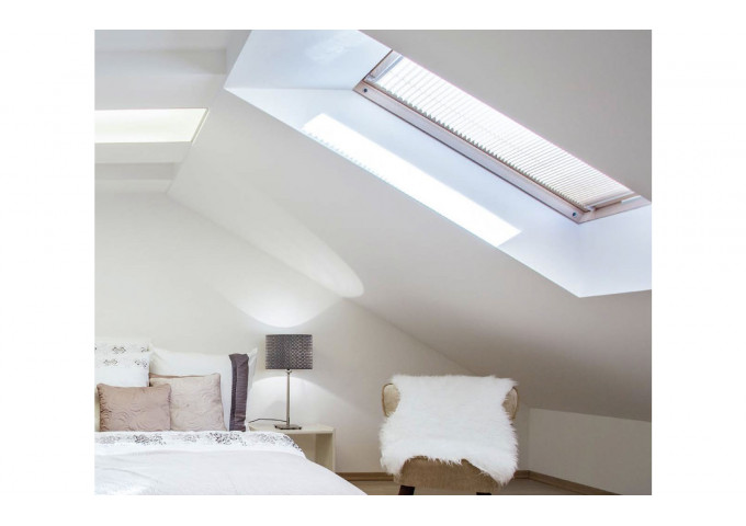 Store enrouleur de plafond sous-toiture Billy toile plissée Ecovision norme feu M1