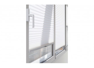 Store plissé pour fenêtre classique avec inclinaison possible à 15% max toile norme feu M1