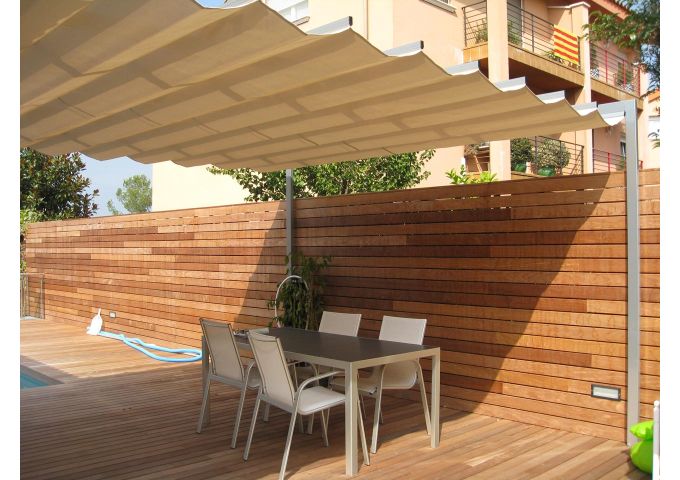 Pergola coulissante Mexico fixation de mur à piliers avec toile étanche Orchestra Max Dickson