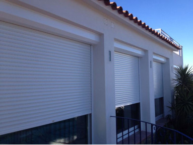 Volet roulant électrique aluminium lames 45x9