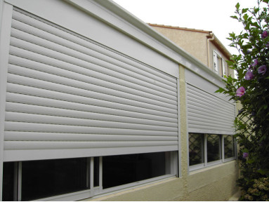 Volet roulant électrique aluminium lames 45x9