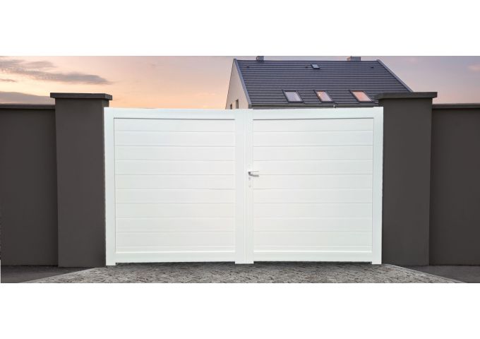 Portail Laverune PVC avec cadre en aluminium hauteur 1,3 mètres