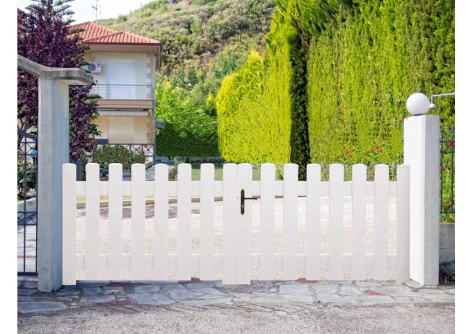Portail Adissan en PVC hauteur 1,3 mètres