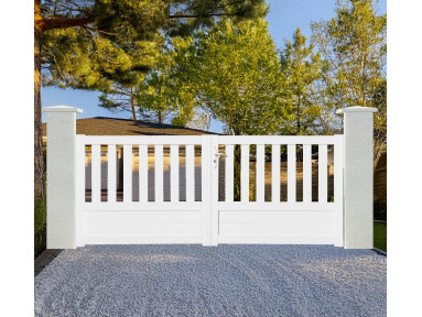 Portail battant 2 vantaux Prémian en PVC cadre en aluminium