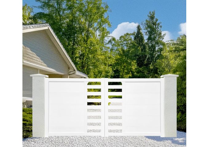 Portail Lignéo coulissant en PVC avec cadre alu intégré Portail Lignéo coulissant en PVC avec cadre alu intégré