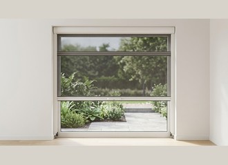 Moustiquaire de fenêtre enroulable verticale avec tirage EVOLU sur mesure