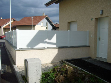 Angle de clôture PVC Lanister