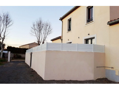 Clôture brise vue PVC Lanister blanc